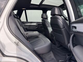 BMW X5 M-Sportpakett 3.0 xDrive 190kW