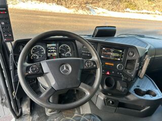 Mercedes-Benz Arocs 390кВ