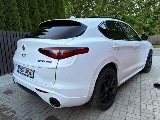 Alfa Romeo Stelvio 2.0 206kW