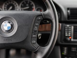 BMW 530 Individual 3.0 170kW