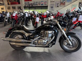 Suzuki VZ 800 Intruder V2 39kW