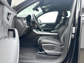 Audi Q7 S line 60 TFSI e quattro 3.0 V6 360kW