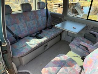 Volkswagen Multivan 2.4 57кВ