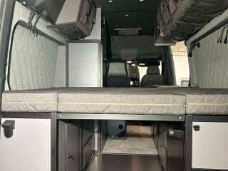 Mercedes-Benz Sprinter 4x4 MatkaVan 2.0 140кВ