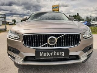Volvo V90 Cross Country 2.0 145kW