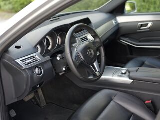 Mercedes-Benz E 200 AMG - Pakk 2.1 100kW