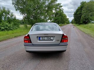 Volvo S80 2.5 103kW