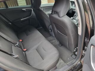 Volvo V60 Kinetic Black idition 2.0 D2 Euro6 88кВ