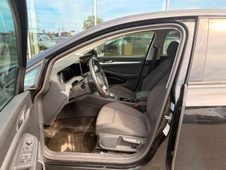 Volkswagen Golf 1.5 85kW