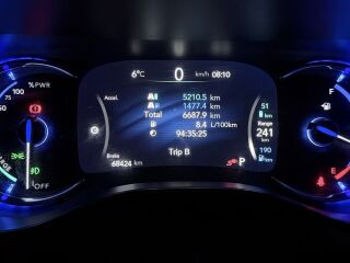 Chrysler Pacifica Platinum pistikhübriid 3.6 214kW