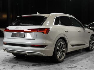Audi e-tron 55 300kW
