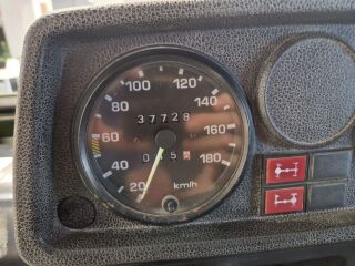 Mercedes-Benz 250 GD 2.5 68kW
