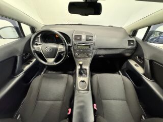 Toyota Avensis 93kW