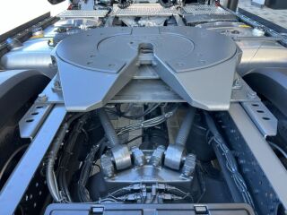 Mercedes-Benz Actros 1845L BigSpace ProCabin Solostar 12.8 R6 330kW