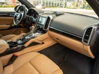 Porsche Cayenne 3.0 176кВ