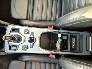 Alfa Romeo Stelvio Veloce 2.0 206kW