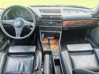 BMW 750 I 5.0 W12 220kW