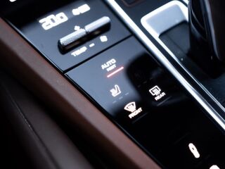 Porsche Cayenne E-Hybrid 3.0 340кВ