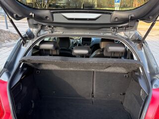 Peugeot 208 Luxury 1.2 60kW