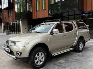Mitsubishi L200 4x4 2.5 100kW