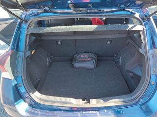 Toyota Auris 1.8 73кВ