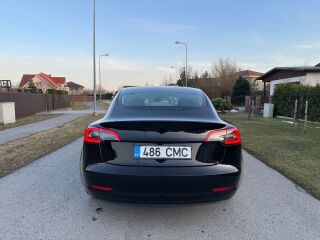 Tesla Model 3 Long Range AWD 153kW