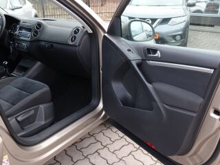Volkswagen Tiguan 4 X 4 HIGHLINE 2.0 R4 125кВ