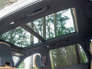 Volvo XC90 7s MY24 Ultimate Bright Xenium Intelli PRO Wn 2.0 B5 KERS MHEV Kerghübriid 183kW