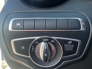 Mercedes-Benz C 220 2.0 143kW