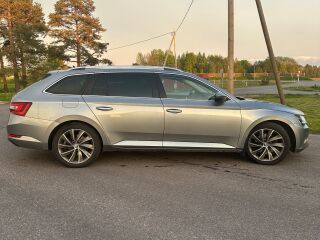 Skoda Superb 2.0 140kW