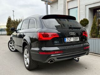 Audi Q7 S-Line black edition 3.0 180кВ