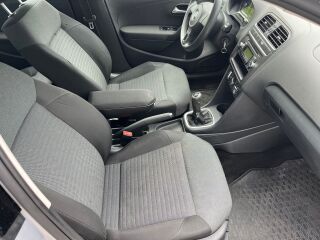 Volkswagen Polo 1.6 66кВ