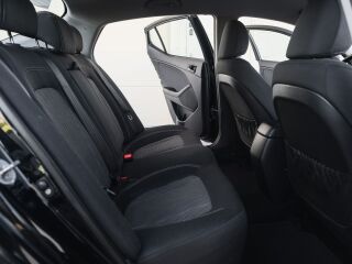Kia Optima LX Plus 2.0 R4 121кВ