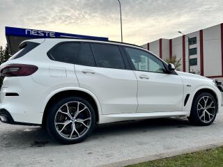 BMW X5 45e 3.0 210kW