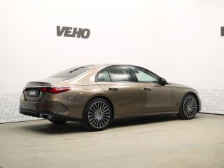 Mercedes-Benz E 200 4Matic AMG Line Night pack 2.0 150кВ