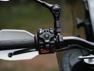 CFMOTO 1000MT-X 83кВ