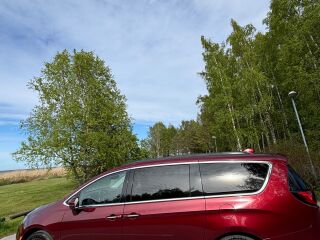 Chrysler Pacifica Touring L 3.6 214kW