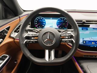 Mercedes-Benz E 200 4Matic AMG Line Night pack 2.0 150кВ