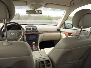 Mercedes-Benz E 320 Elegance 3.2 R6 150kW