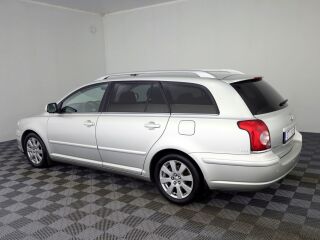 Toyota Avensis Linea Sol Facelift ATM 1.8 95kW