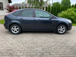 Ford Focus 1.6 74kW
