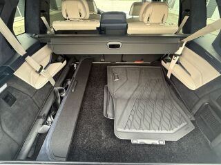 BMW X7 Individual 3.0 195кВ