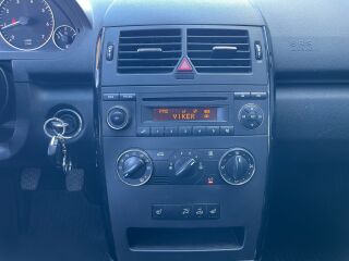 Mercedes-Benz A 150 Elegance 1.5 R4 70kW