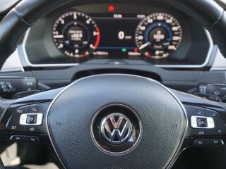 Volkswagen Passat R-line 4 MOTION 2.0 140kW