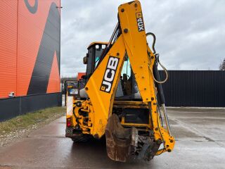 JCB 4 CX 4x4 81kW