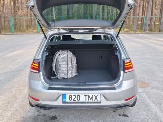 Volkswagen Golf 1.0 81kW