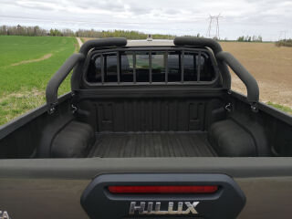 Toyota Hilux 2.8 150кВ