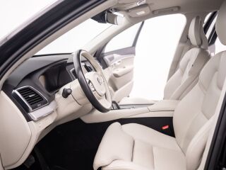Volvo XC90 AWD Momentum Pro Mild Hybrid 2.0 183kW