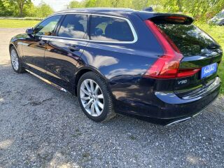 Volvo V90 MOMENTUM 2.0 TDi 140kW