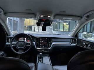 Volvo V60 Cross Country 2.0 145kW